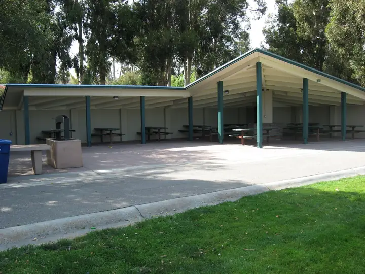 Закрытая детская площадка Beresford Park